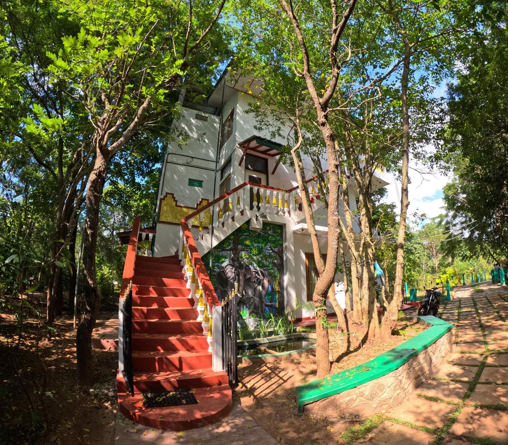 הבאראנה Spice Village Hotel & Restaurant מראה חיצוני תמונה