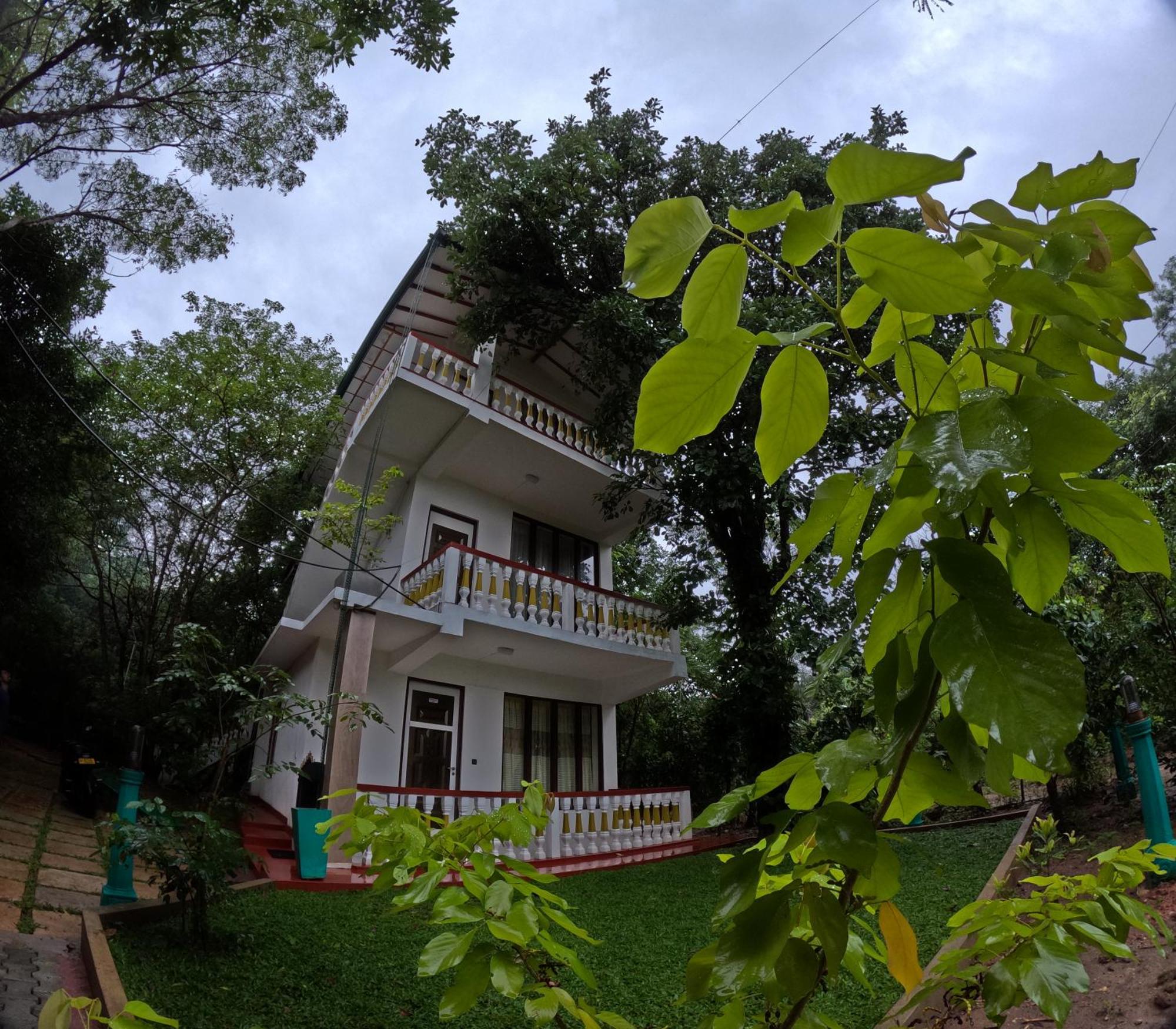 הבאראנה Spice Village Hotel & Restaurant מראה חיצוני תמונה