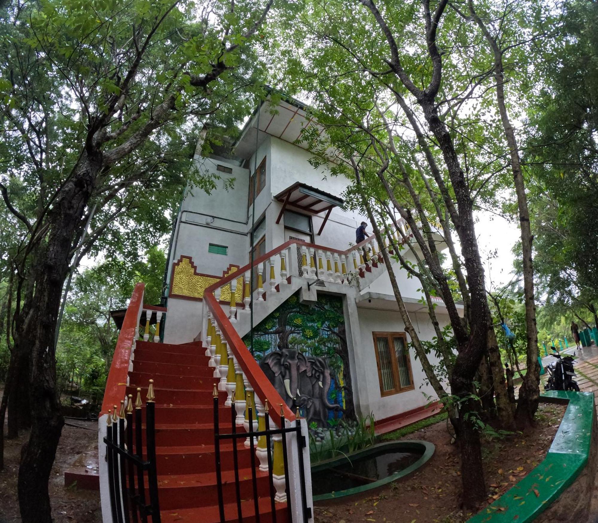 הבאראנה Spice Village Hotel & Restaurant מראה חיצוני תמונה
